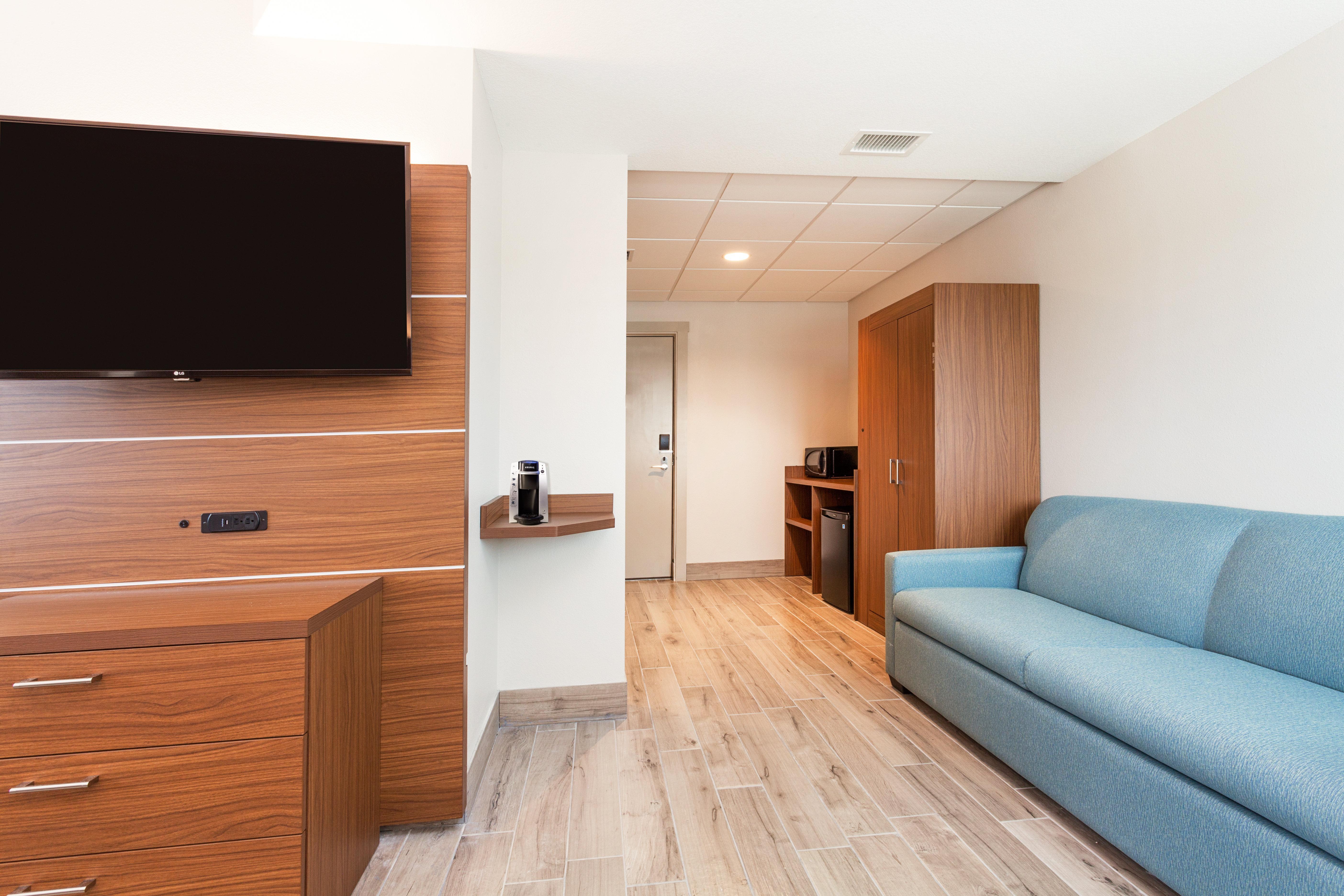 Holiday Inn Express & Suites Panama City Beach Beachfront By Ihg Eksteriør billede