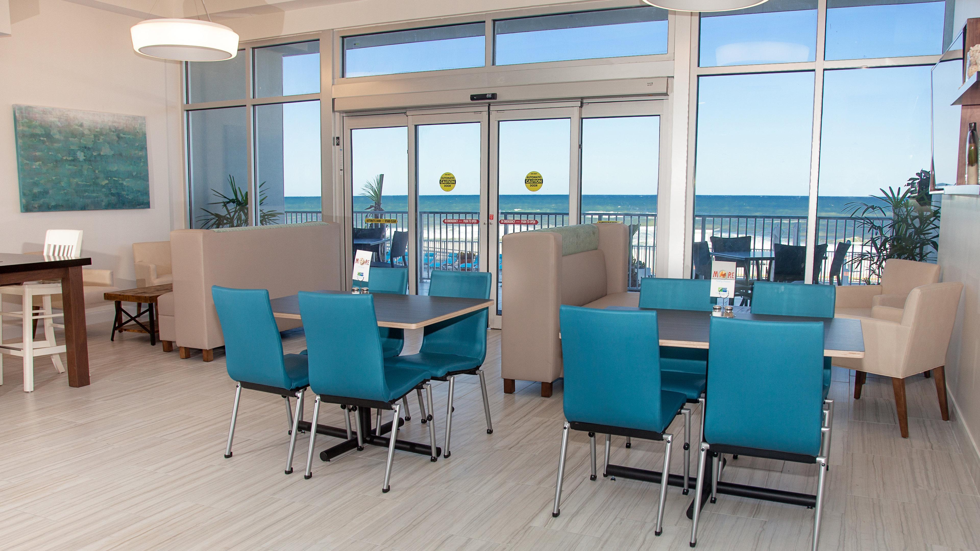 Holiday Inn Express & Suites Panama City Beach Beachfront By Ihg Eksteriør billede