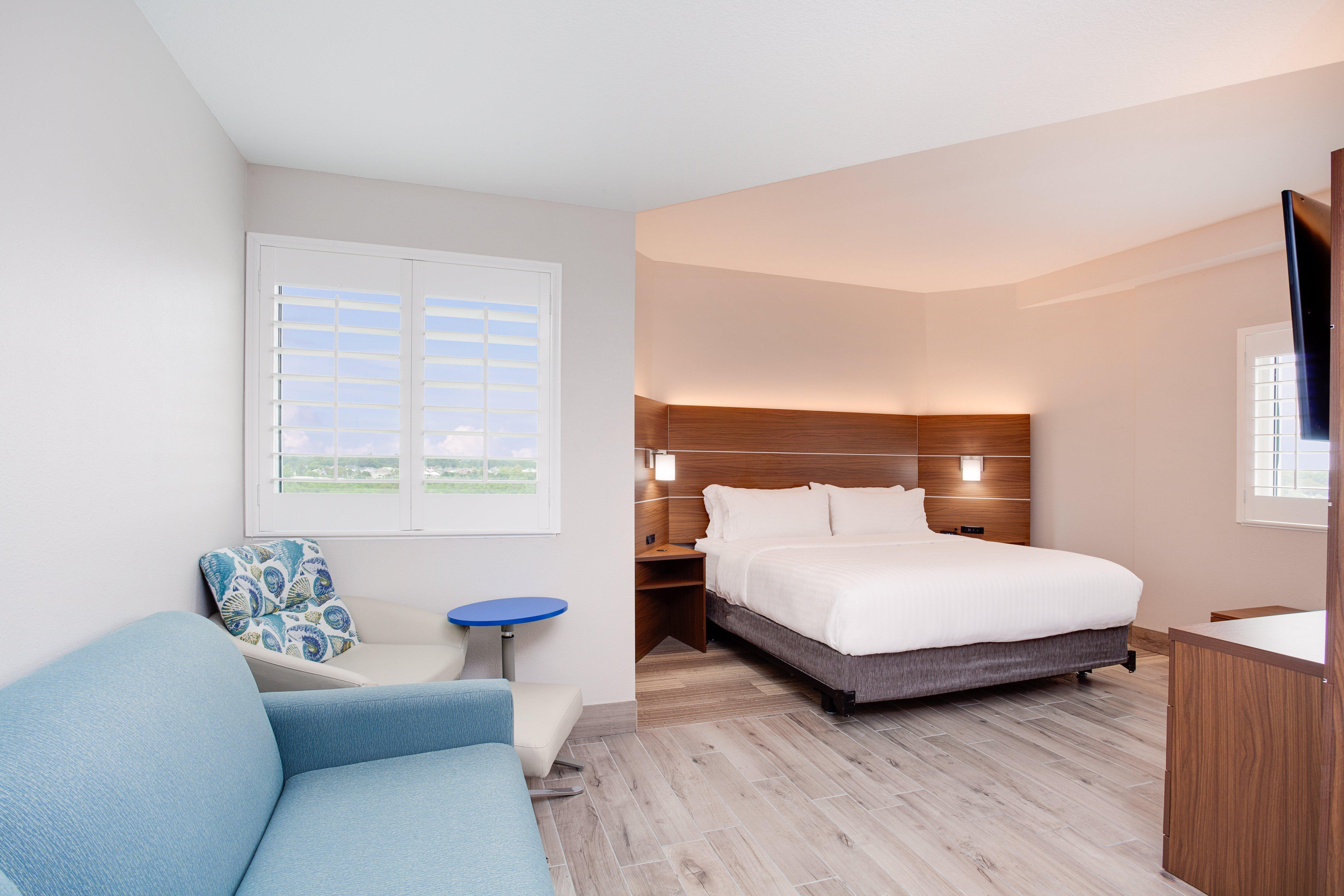 Holiday Inn Express & Suites Panama City Beach Beachfront By Ihg Eksteriør billede