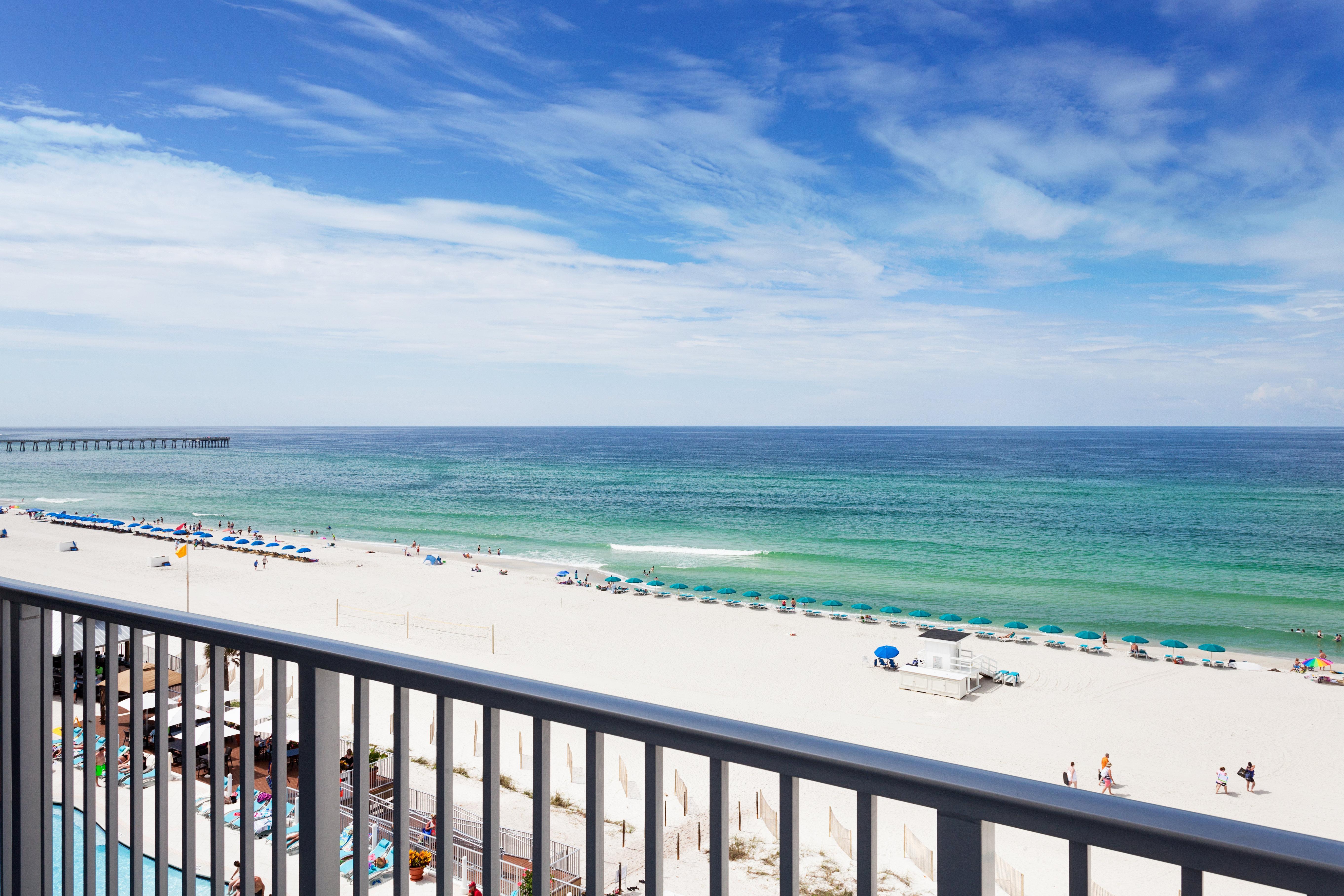 Holiday Inn Express & Suites Panama City Beach Beachfront By Ihg Eksteriør billede