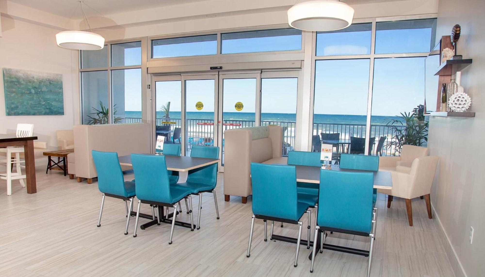 Holiday Inn Express & Suites Panama City Beach Beachfront By Ihg Eksteriør billede